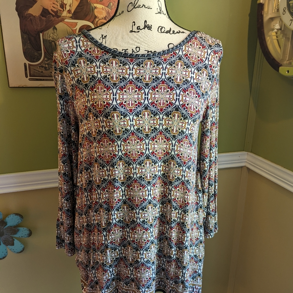 Max Edition tunic top - Picture 2 of 9